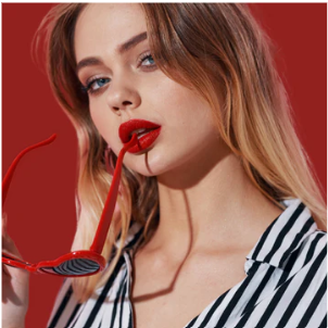 Fashion  الأزياء